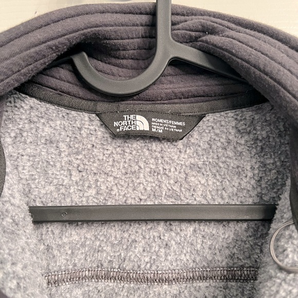 North Face Ribbed Jacket - Picture 2 of 5